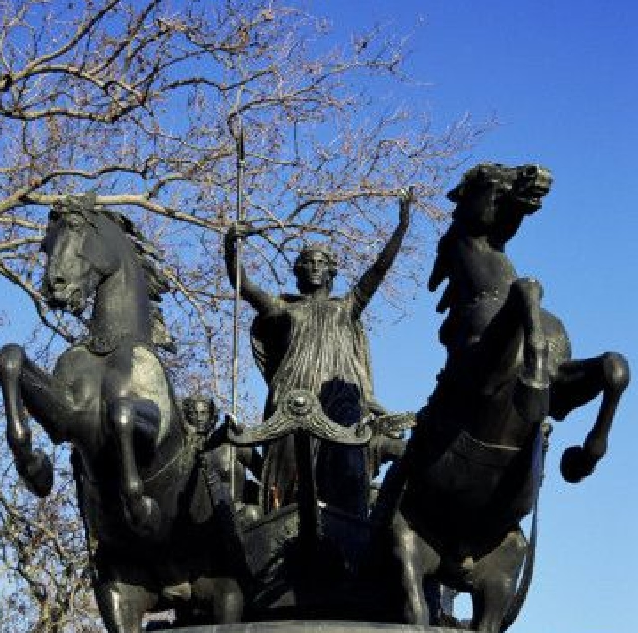 statua boadicea cavalli