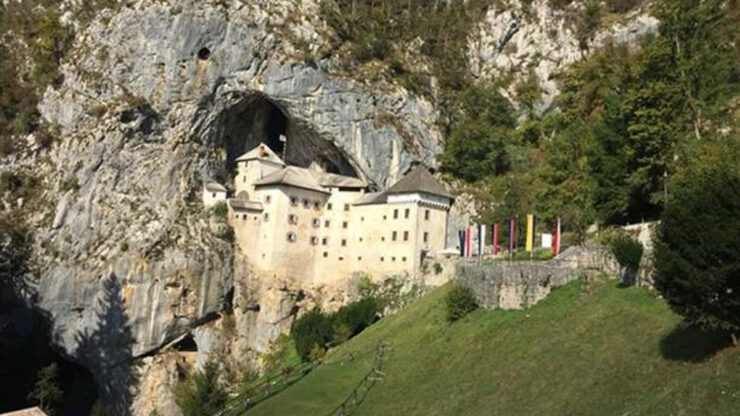 Castello di Predjama