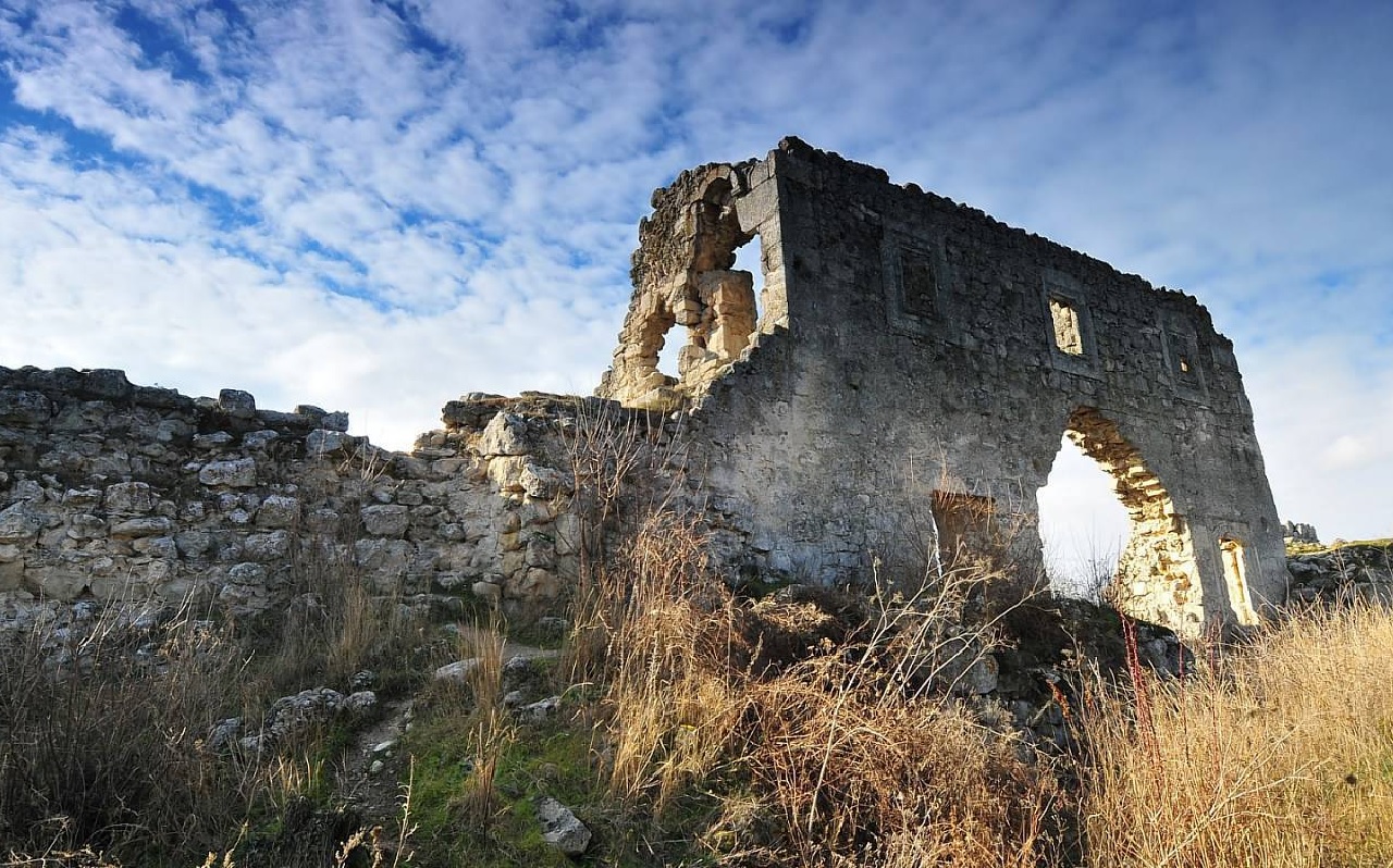 Principato di Teodoro resti fortezza