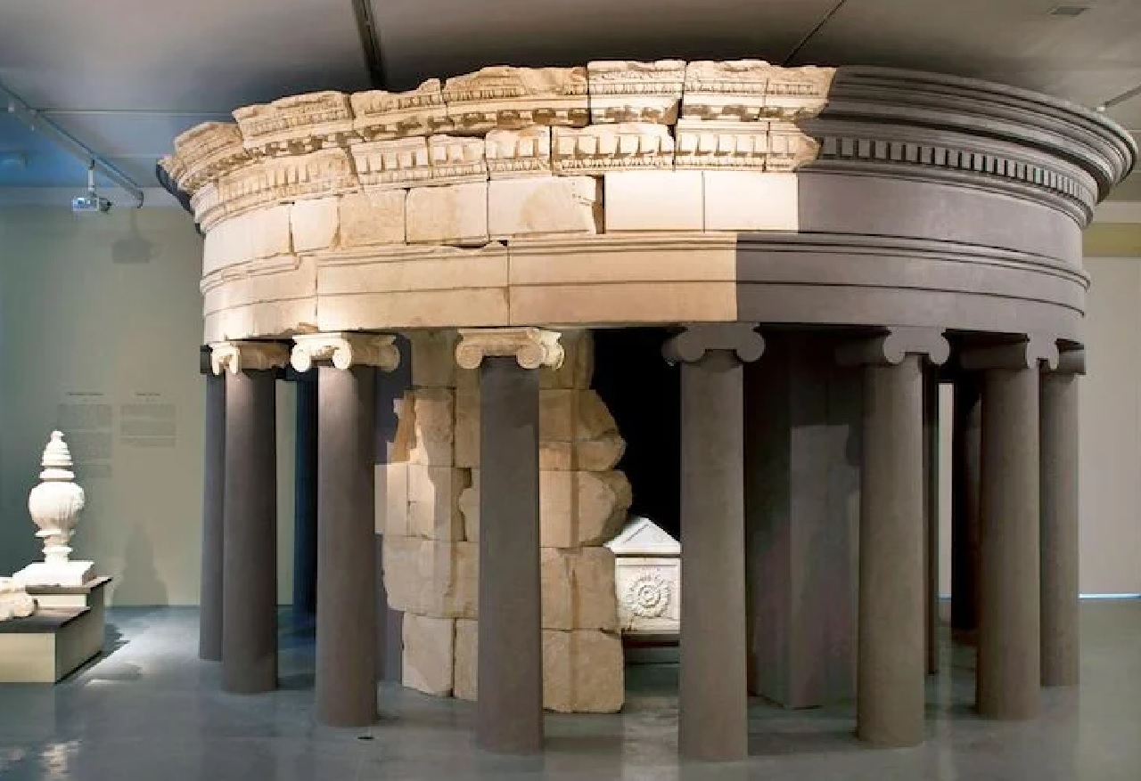 re Erode mausoleo ricostruzione