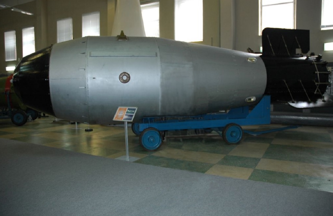 Bomba Zar riproduzione museo russo
