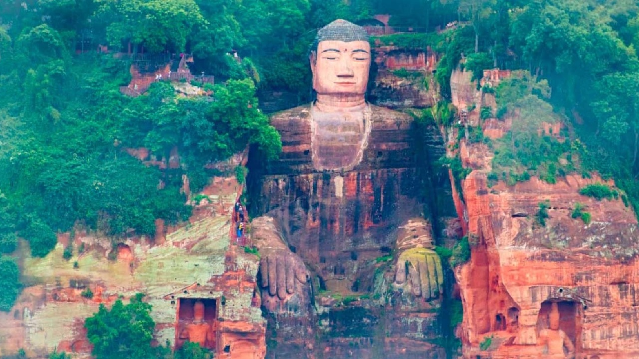 buddha foto statua
