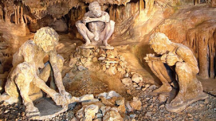 la più antica costruzione al mondo grotta di Theopetra