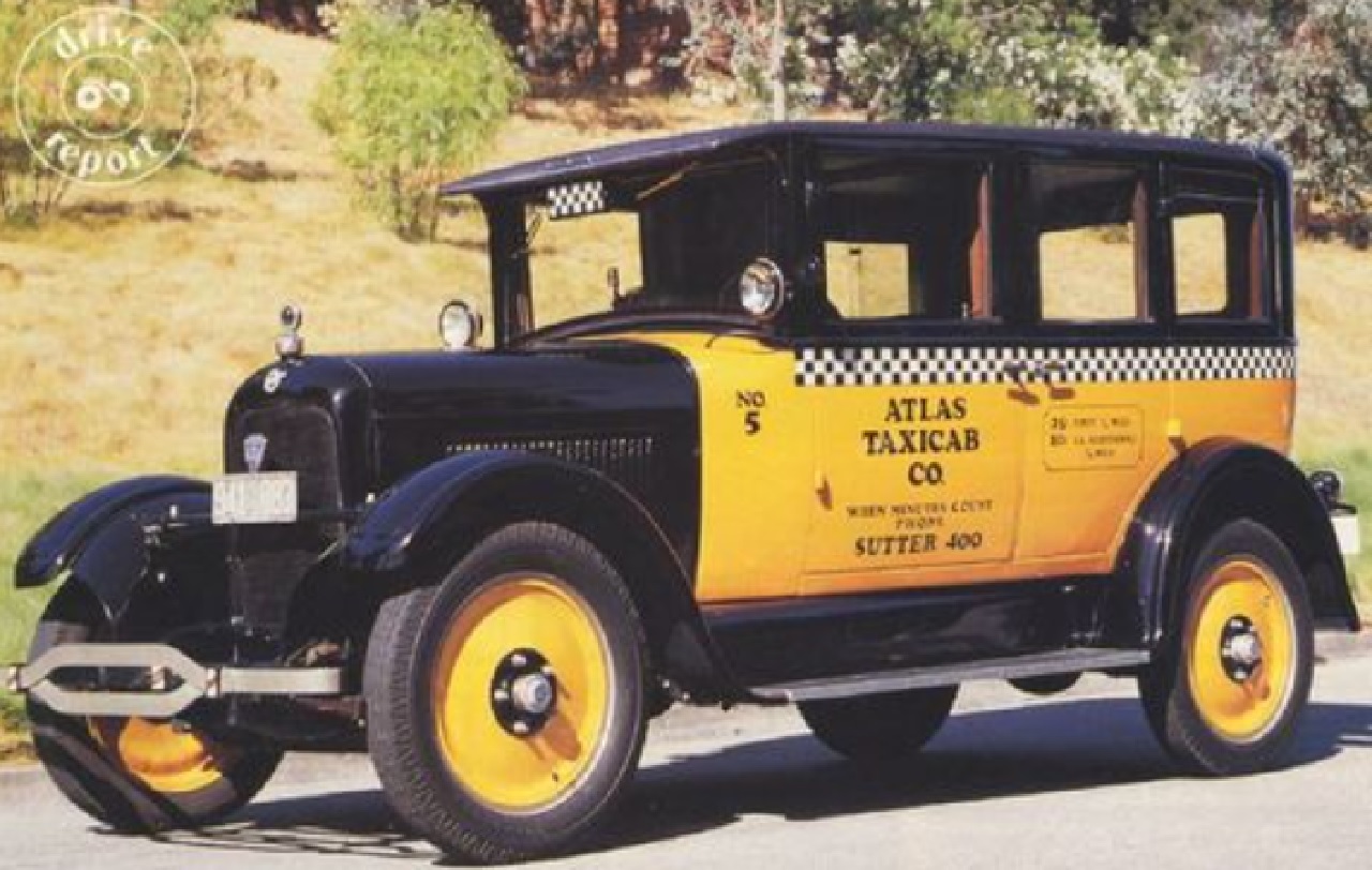 taxi modello antico