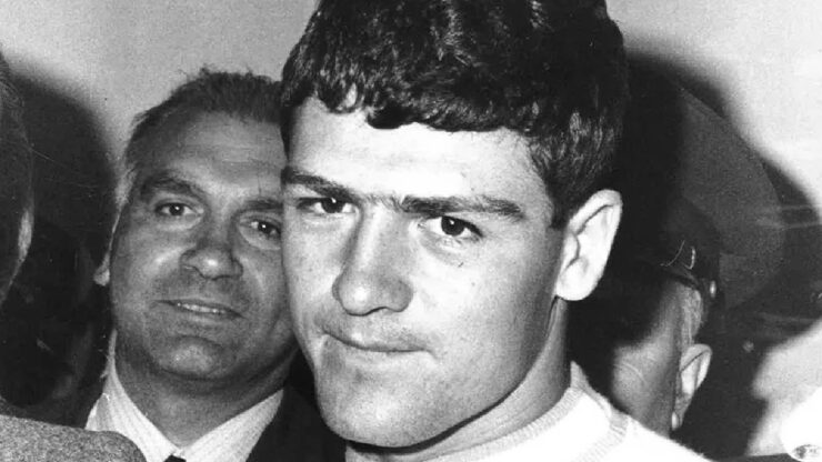 il primo dirottamento aereo intercontinentale dirige il marine italoamericano Raffaele Minichiello