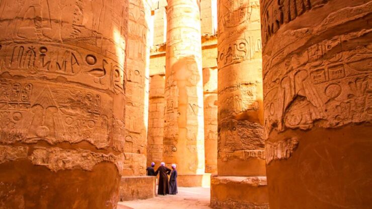 l'immenso complesso religioso di Karnak Vaticano d'Egitto