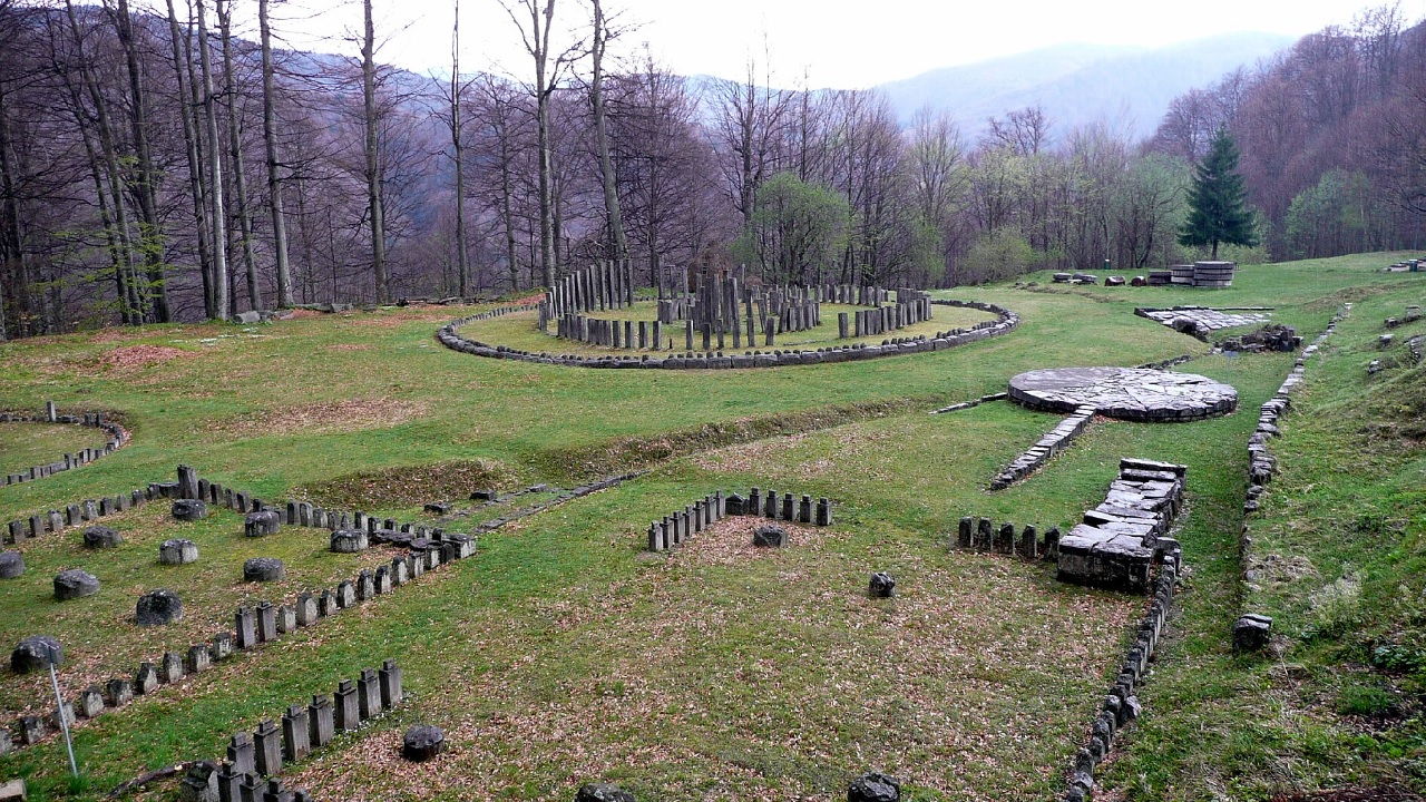 la cinta fortificata di Sarmizegetusa quando i daci le provarono tutte per difendersi da Roma