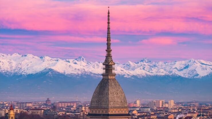 La Mole Antonelliana, tra fede ebraica e leggende cristiane