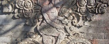 bicicletta scultura tempio