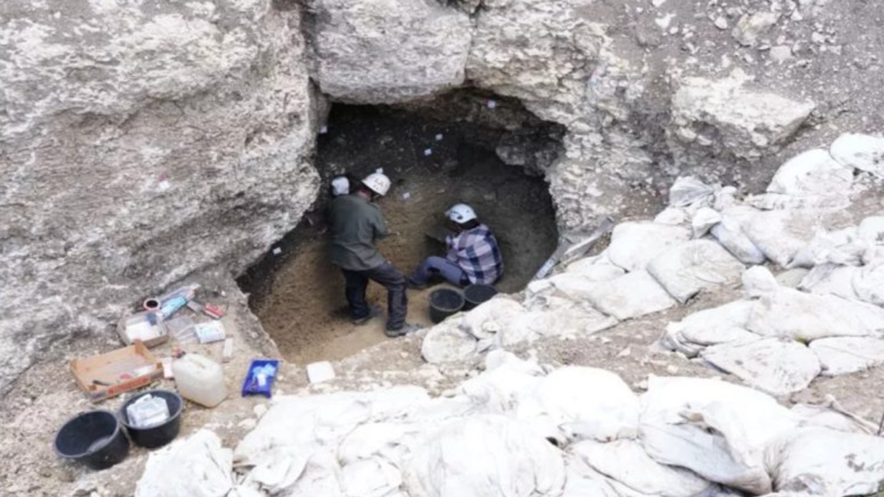 grotta paleolitica ingresso
