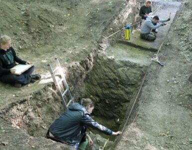 intero villaggio medievale torna alla luce lavoro archeologi scoperta fenomenale