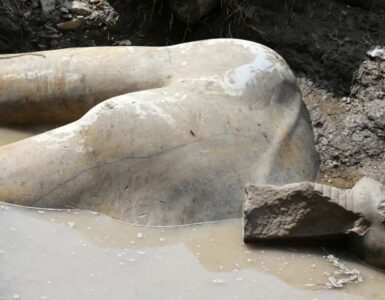 scoperta incredibile in egitto trovata statua di 3000 anni fa al cairo