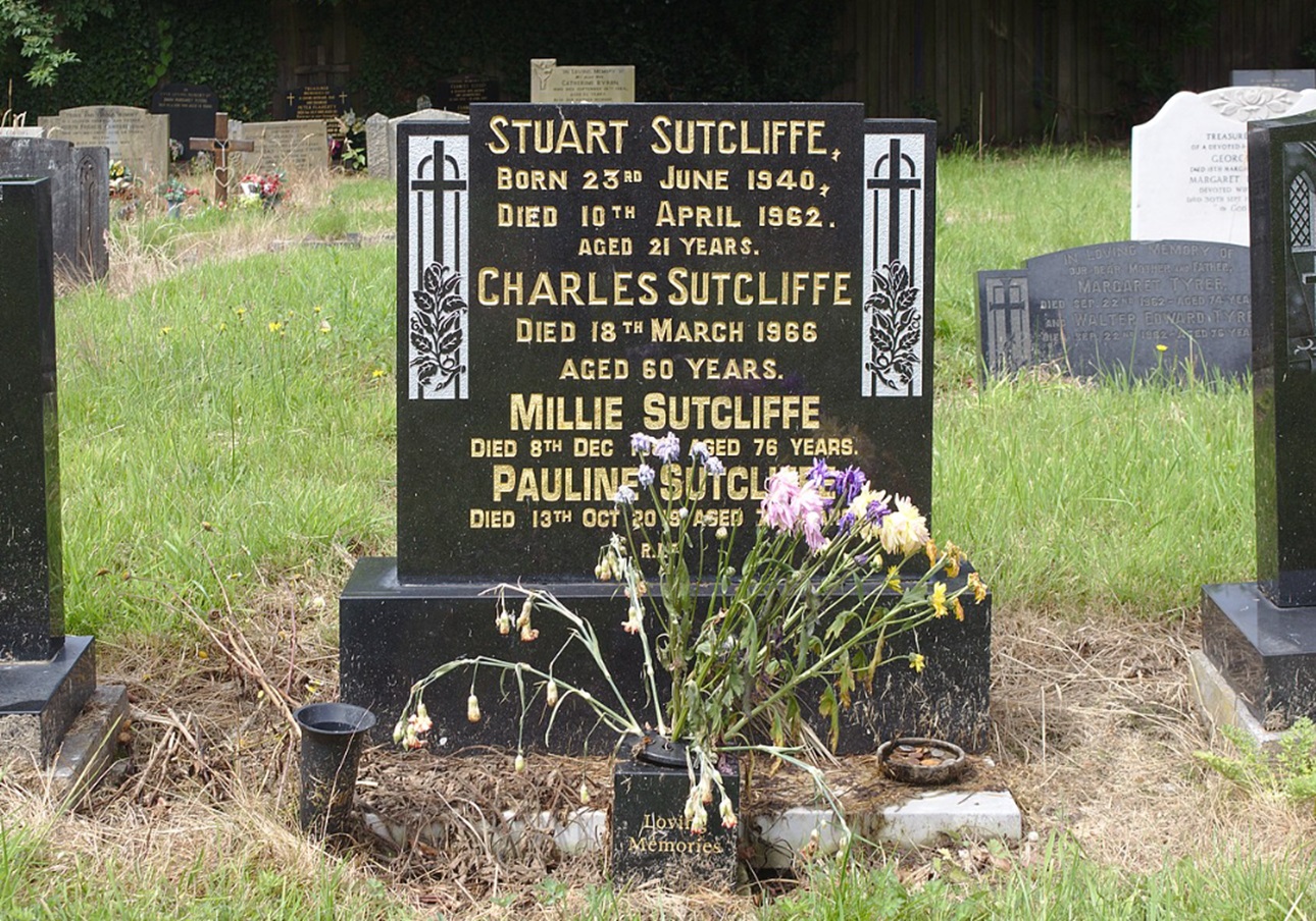 Stuart Sutcliffe lapide cimitero Huyton