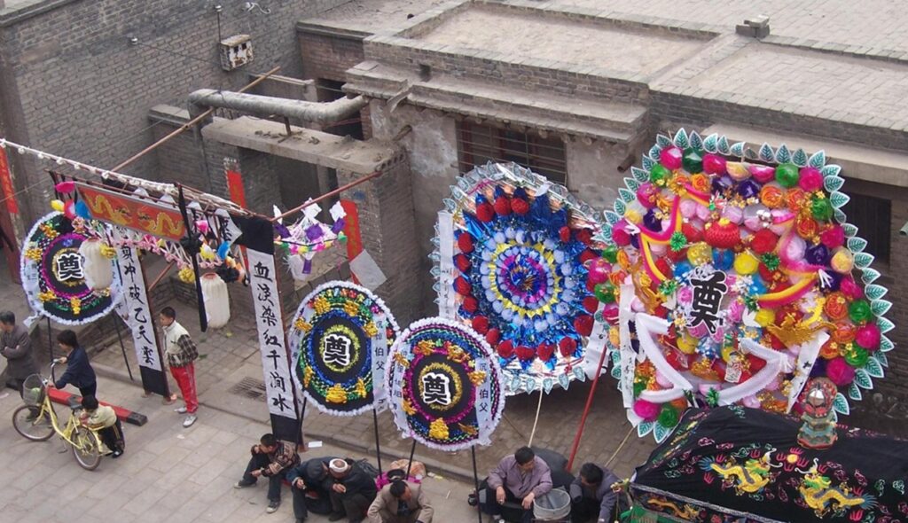 Yinhun cappelle funebri Cina decorate per matrimonio