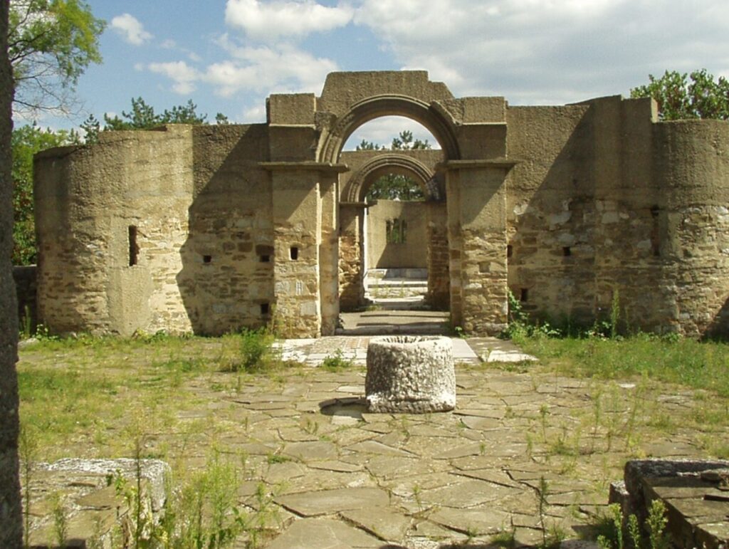 Primo Impero Bulgaro rovine antica capitale Preslav
