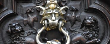 Porta del Diavolo maniglione