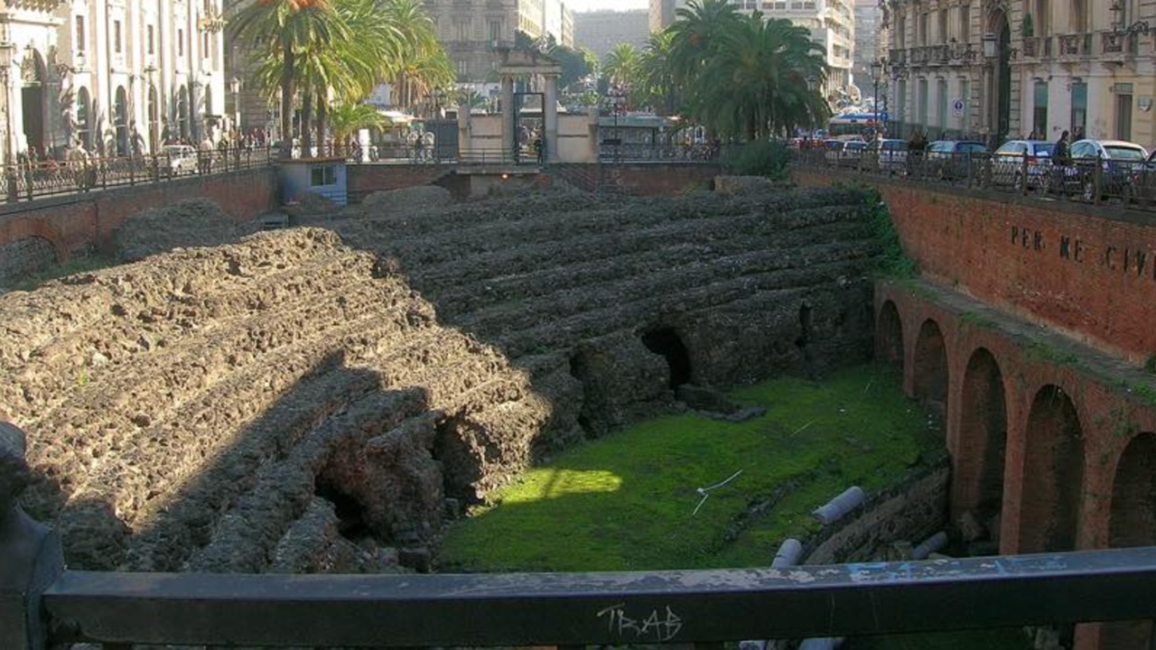 Colosseo Nero foto com'è oggi