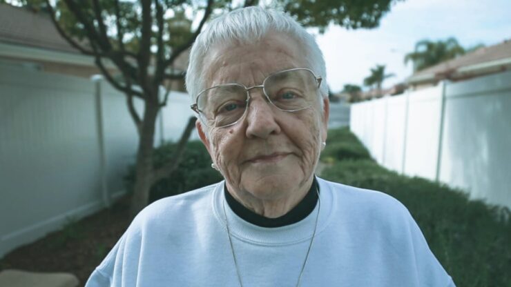 l'esperimento blue eyes/brown eyes di jane elliott, maestra dell'elementari che divise in due una classe