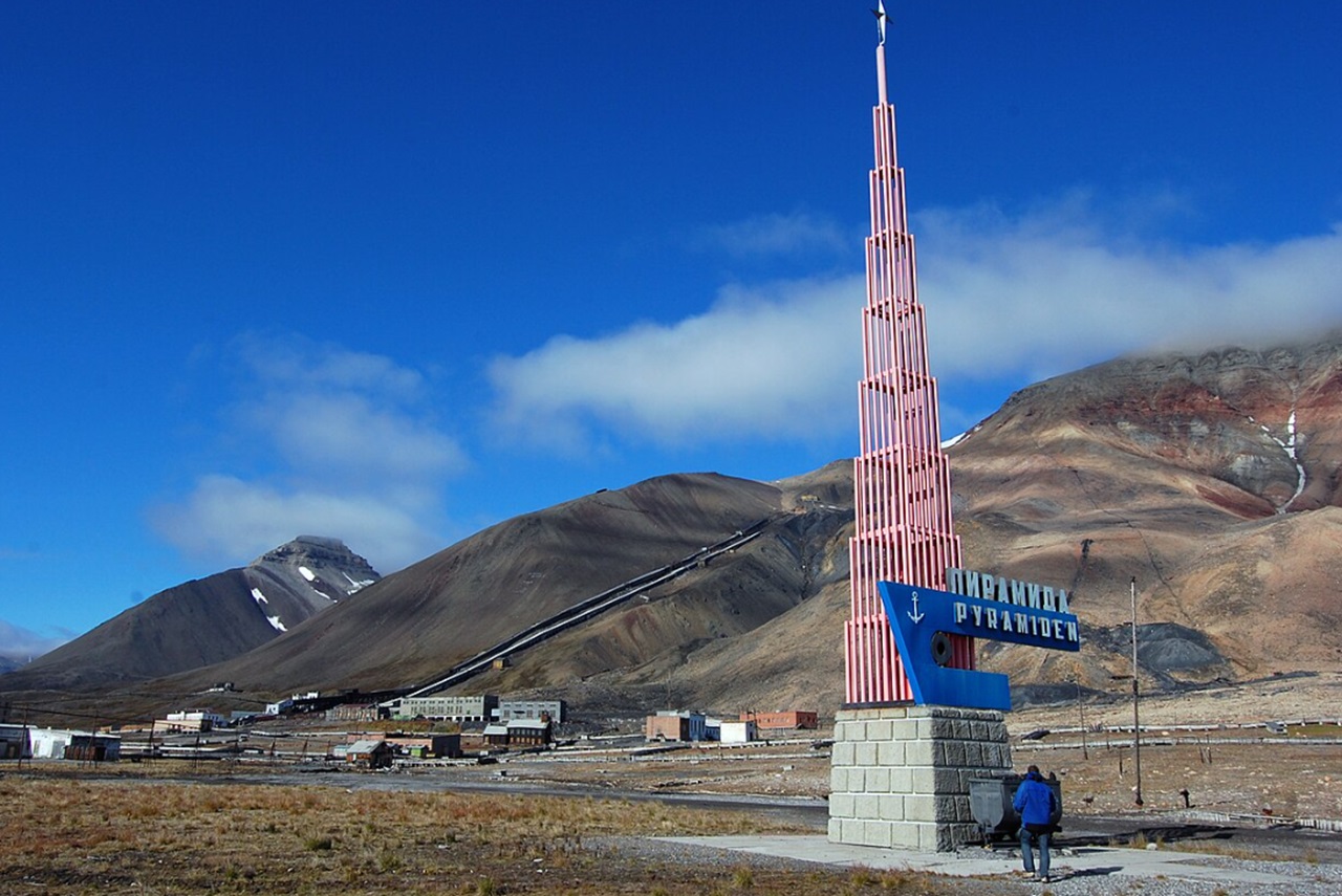 Pyramiden torre monumentale