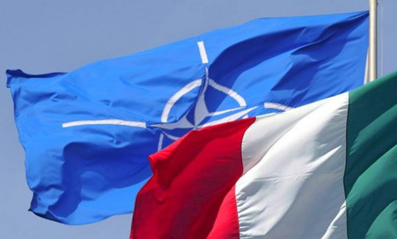 4 maggio ingresso ufficiale NATO