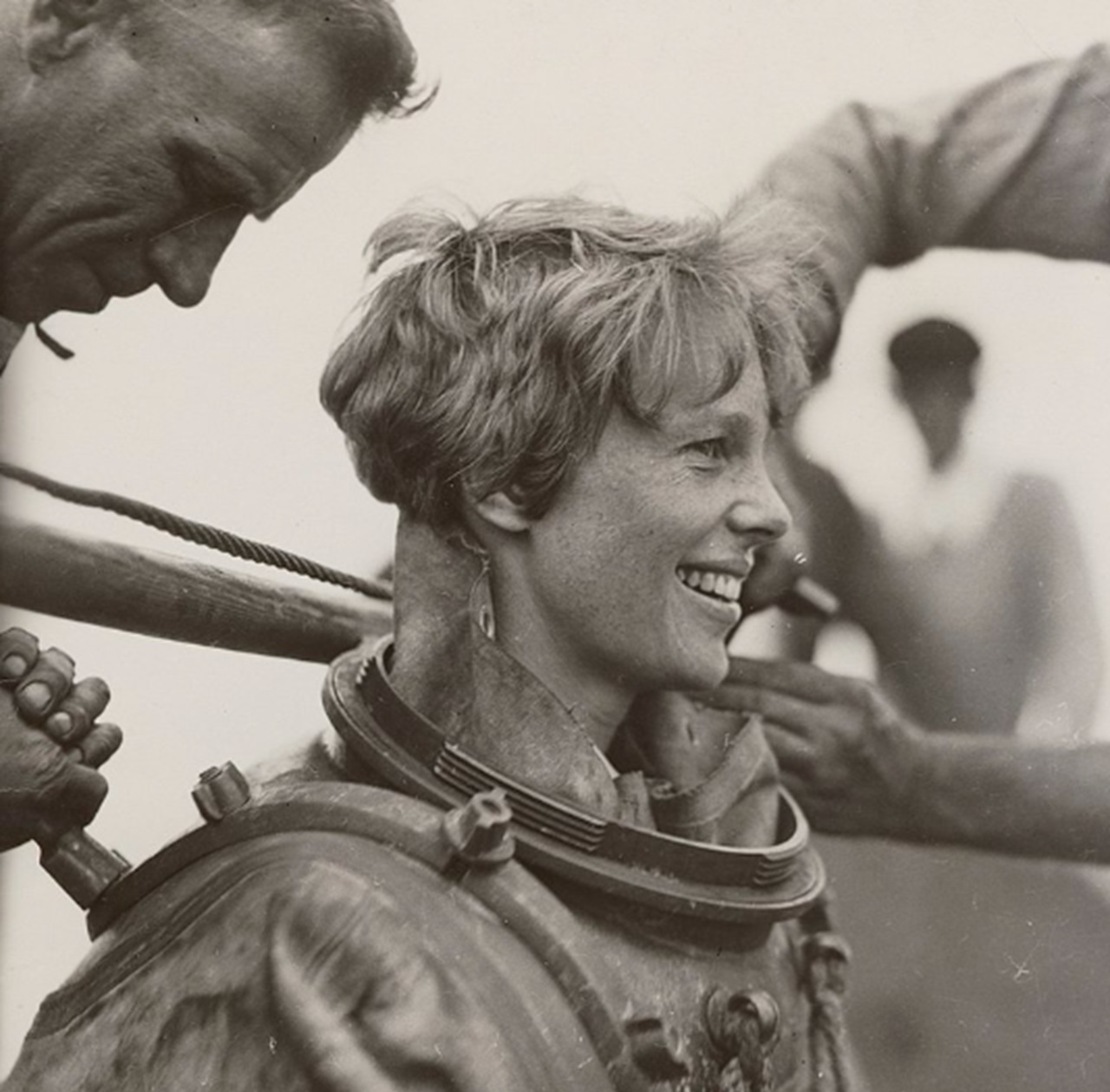Amelia Earhart foto prima di un volo
