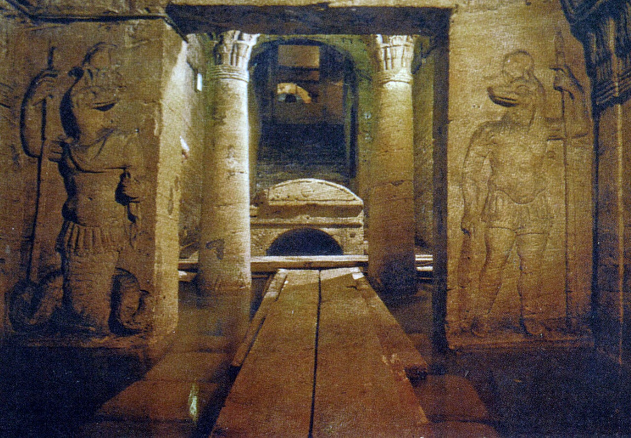 catacombe di Kom el-Shoqafa ingresso