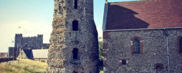 Dove si trova l'ultimo faro romano ad oggi ancora in piedi?