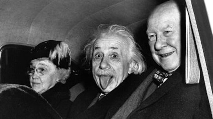 linguaccia di Albert Einstein scatto Sasse
