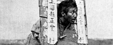 Foto del giorno: il "cangue", la gogna cinese tra XIX e XX secolo