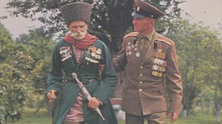 Foto del giorno: due generazioni di veterani