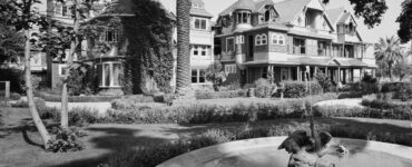 Winchester Mystery House