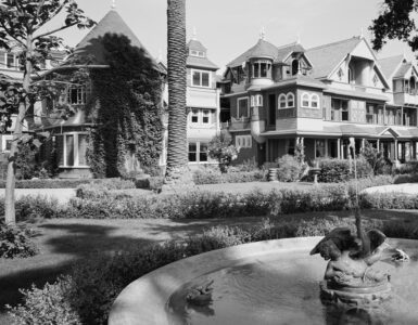 Winchester Mystery House