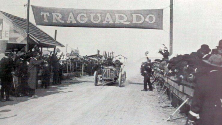 6 maggio foto traguardo
