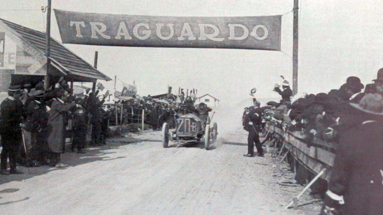 6 maggio foto traguardo