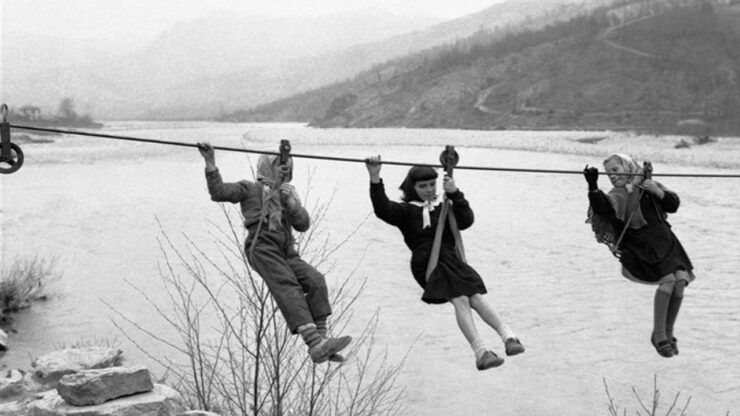 Foto del giorno: andare a scuola