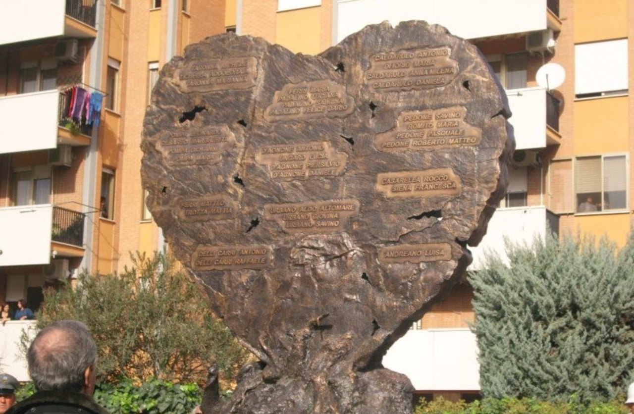 Foggia foto monumento commemorativo