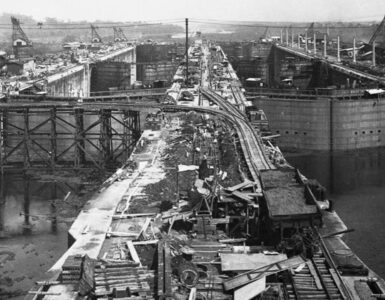 Foto del giorno: il Canale di Panama prende forma