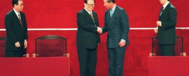 Foto del giorno: la consegna di Hong Kong