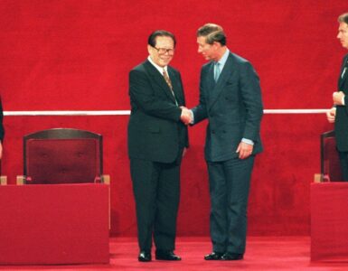 Foto del giorno: la consegna di Hong Kong