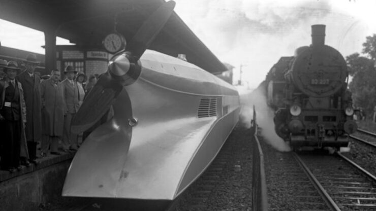 Foto del giorno: lo Schienenzeppelin, il treno dei record