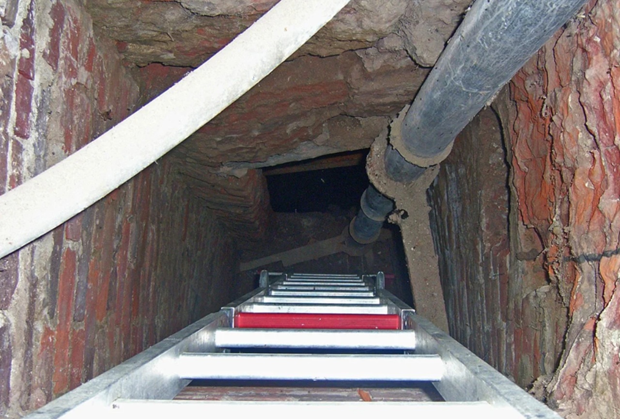 tunnel casa nascosto