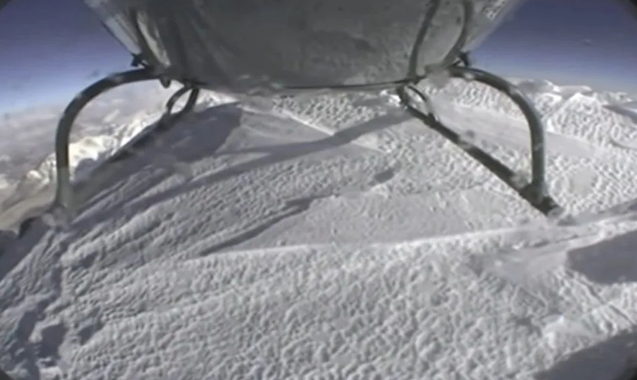 14 maggio atterraggio Everest