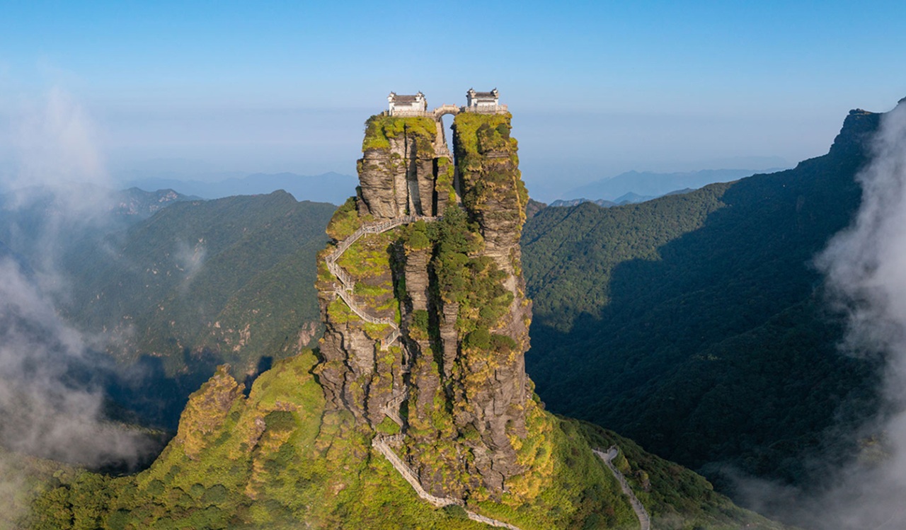 Monte Fanjing Cima dorata