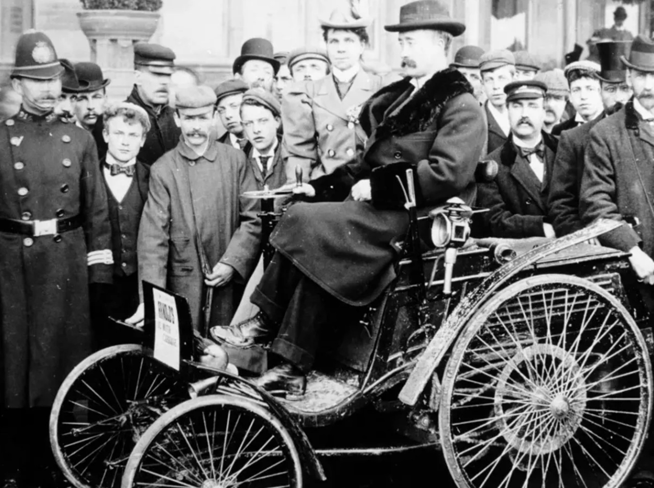 multa per eccesso di velocità automobile primi del XX secolo
