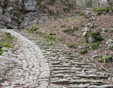 Calà del Sasso: la storia dietro la scalinata più lunga d'Italia