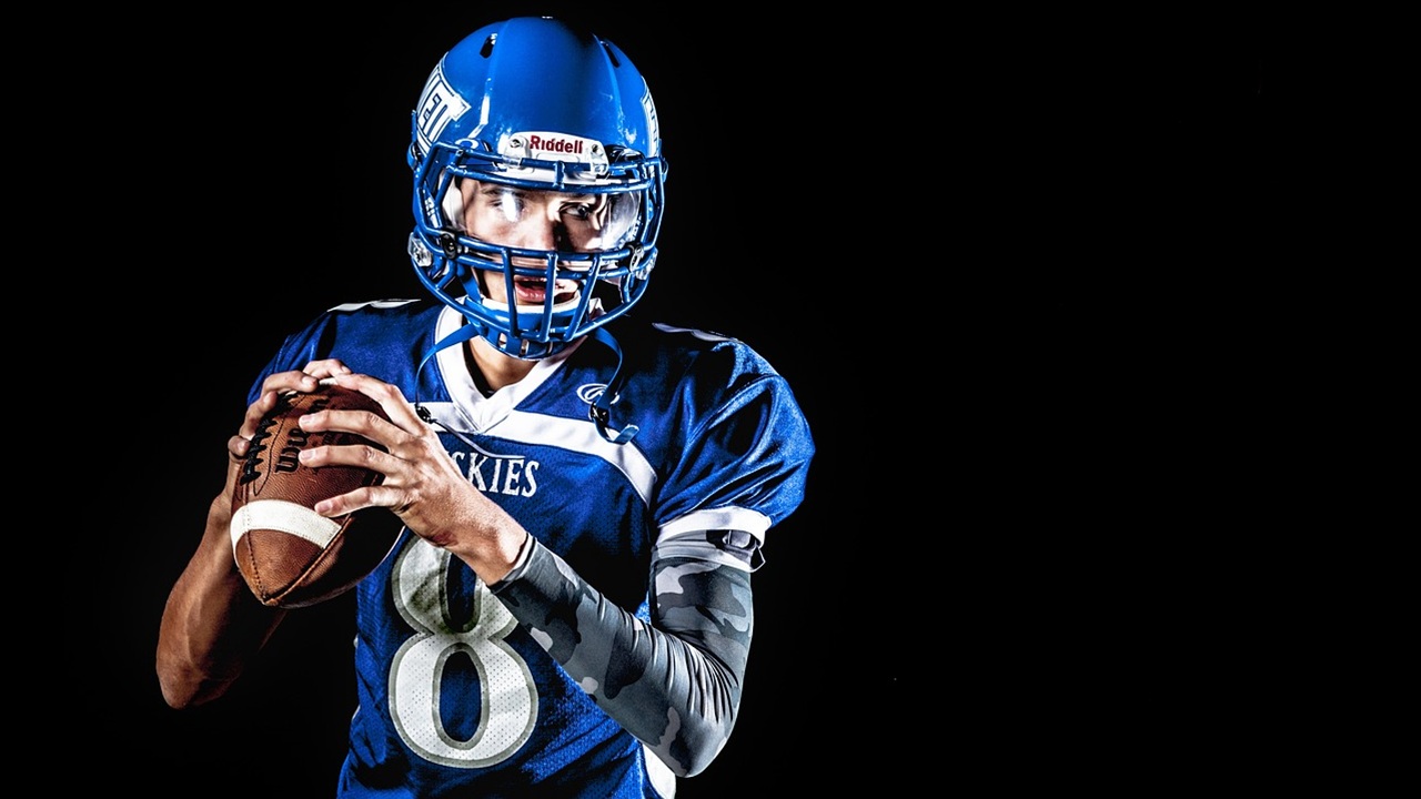 casco football