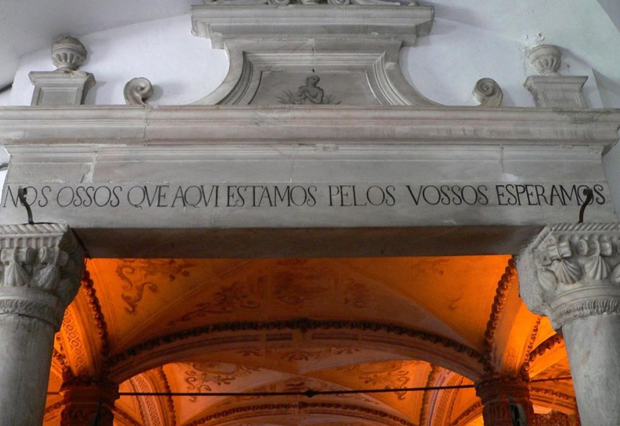 Capela dos Ossos scritta