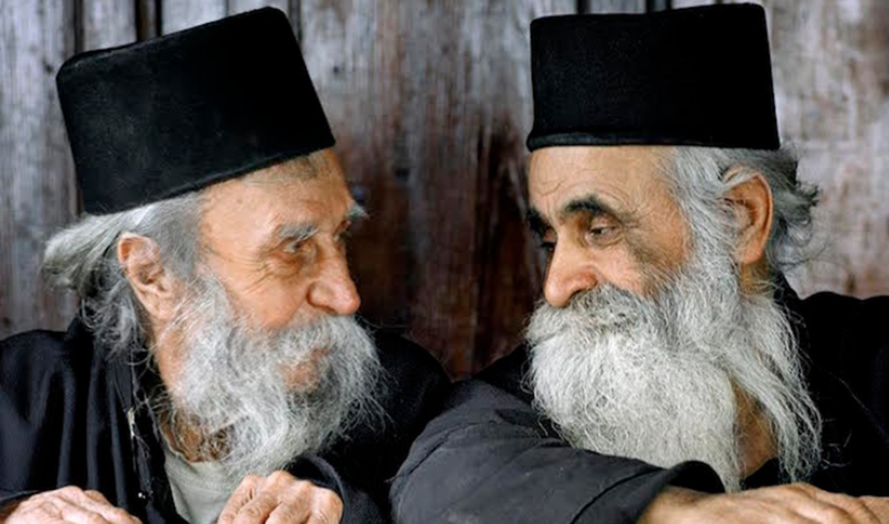 leggi anti-stranieri Monte Athos