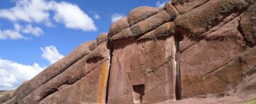 Aramu muru: la leggendaria "Porta degli Dei" che gli Inca non terminarono mai