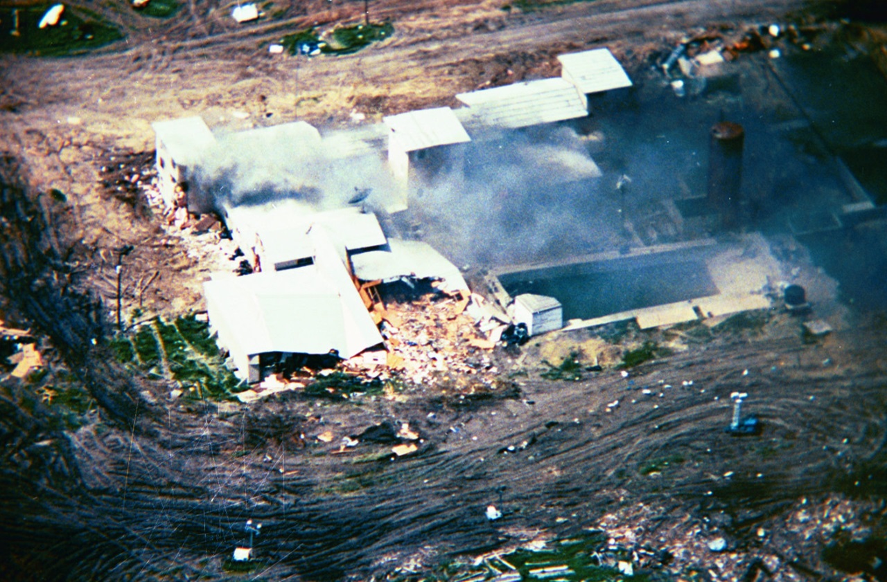Eccidio di Waco luogo in fiamme
